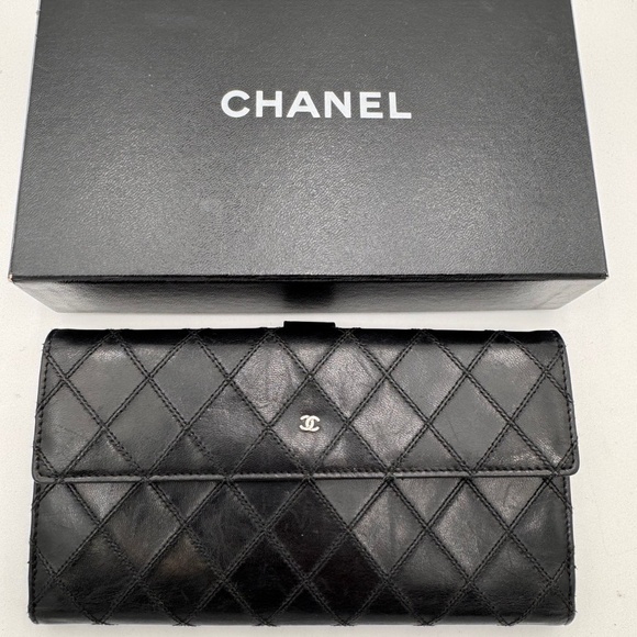 CHANEL Diamond Stitch Continental Wallet Black 2009-2010